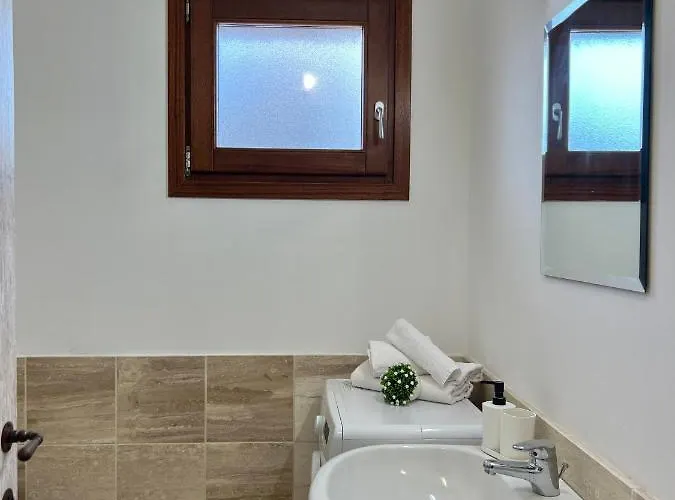 La Conchiglia A Pochi Passi Dal Centro * San Teodoro